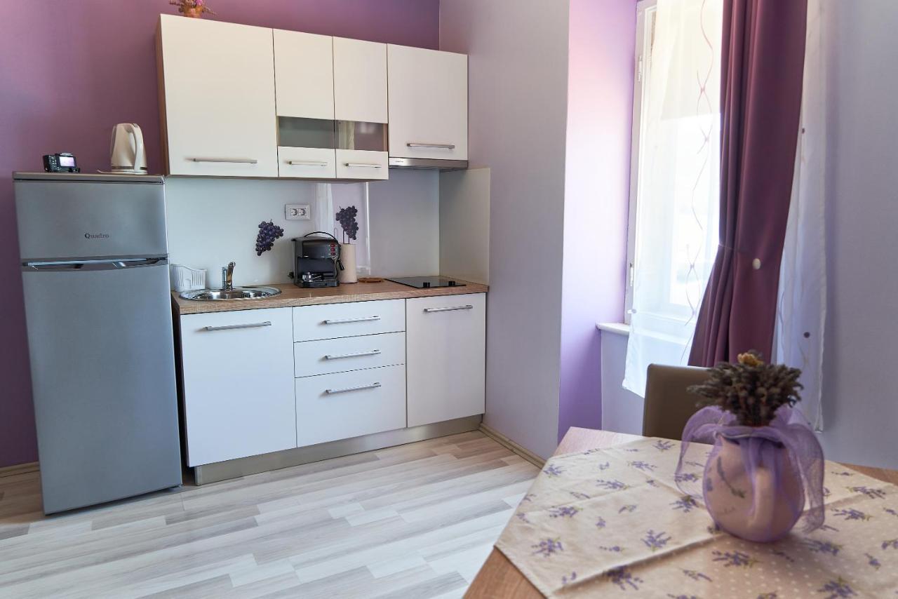 Apartments Nives 크레스 외부 사진